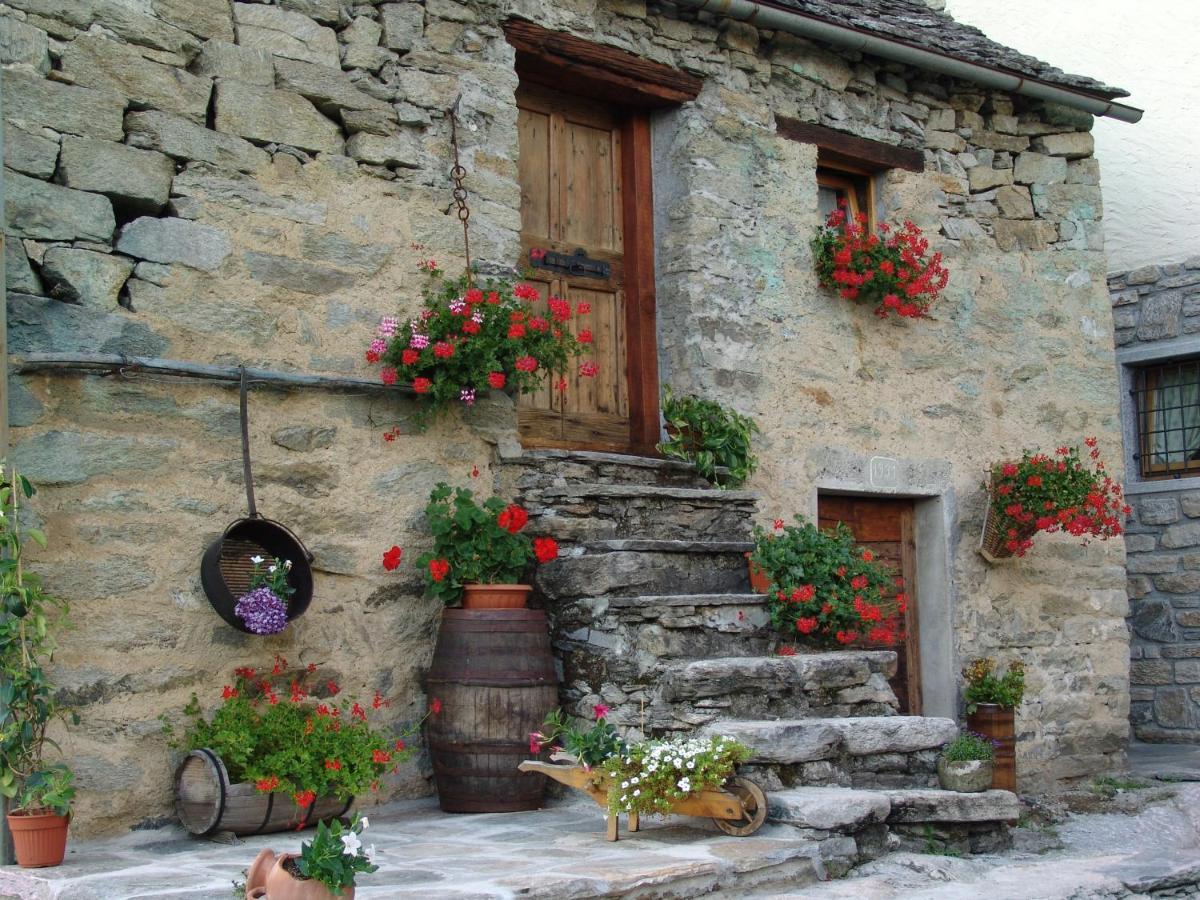 Casa Brencio Bed and Breakfast Masera Εξωτερικό φωτογραφία